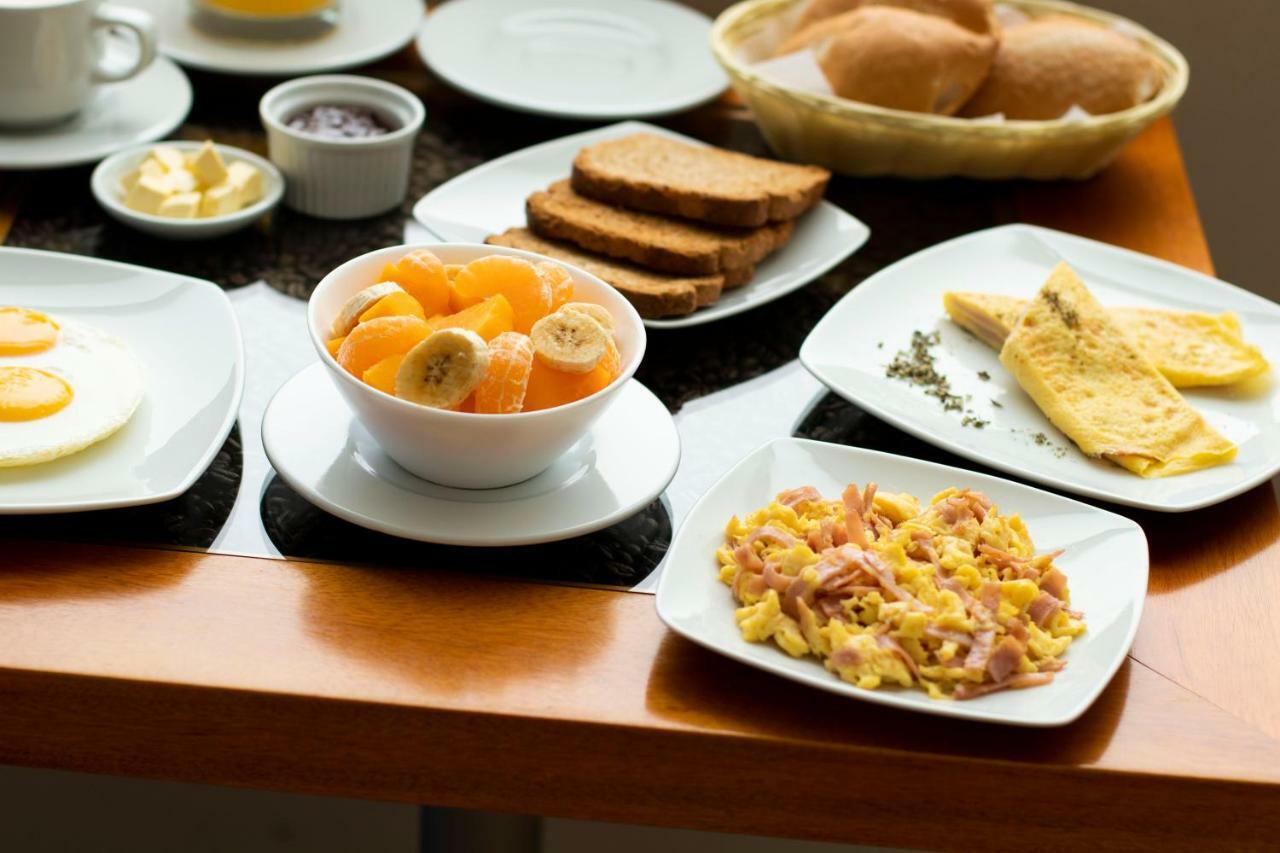 Hotel Ottavis 치클라요 외부 사진